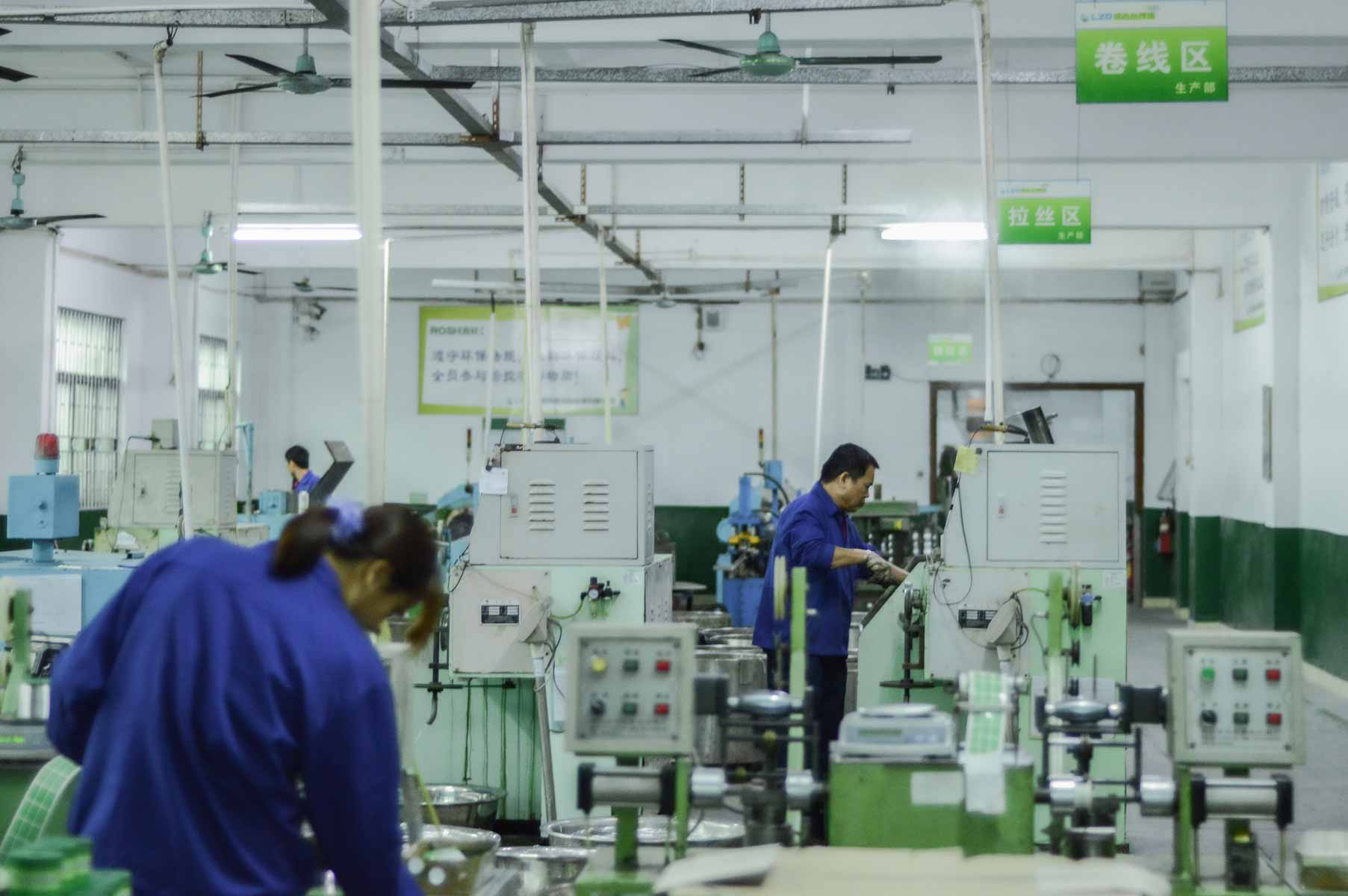 无铅锡线生产车间